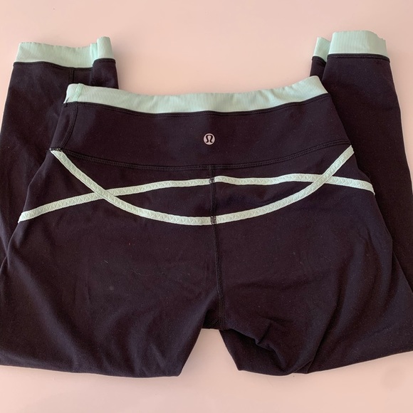 Lululemon Black and Teal Crop Leggings - Picture 2 of 5